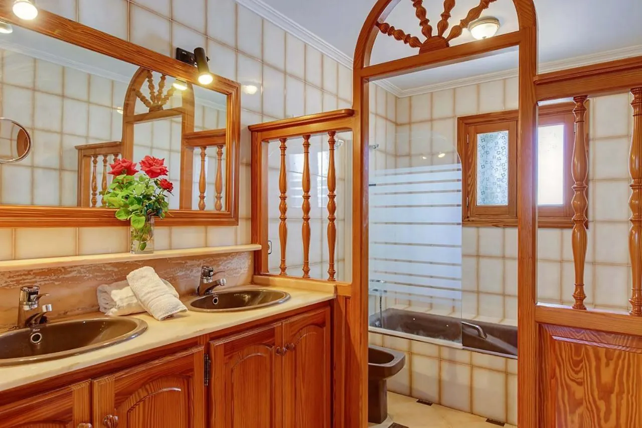 Villa Ca Na Xaneta By Sealand Villas Алькудия